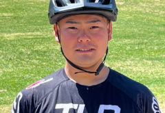 インストラクター